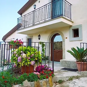 Diffuso Montalbano Borgo Antico - La Casetta Del Vento Hotel