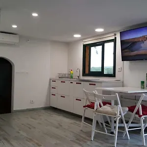 casita-en-plena-naturaleza-con-piscina-y-wifi-gratis.catalonia-hotels.com/