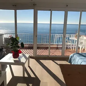 espectacular-apartamento-cerca-de-barcelona-con-free-wifi.catalonia-hotels.com/